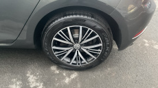 Volkswagen Golf 1.4 TSI SE [Nav] 5dr Petrol Hatchback